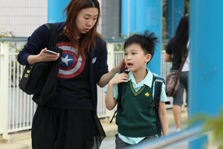 作者的建議是家長盡力而為便可，沒有什麼「貼士」，平常心，隨遇而安也是老生常談，學習靠學校也要靠自己都是硬道理呢！祝好。（灼見名家圖片）
