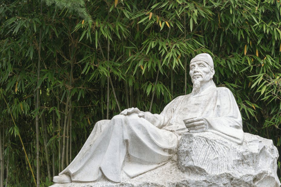 杜甫的詩集，儼然成為一部記錄社會變動帶給各階層變化與痛苦的寫實著作。（Shutterstock）