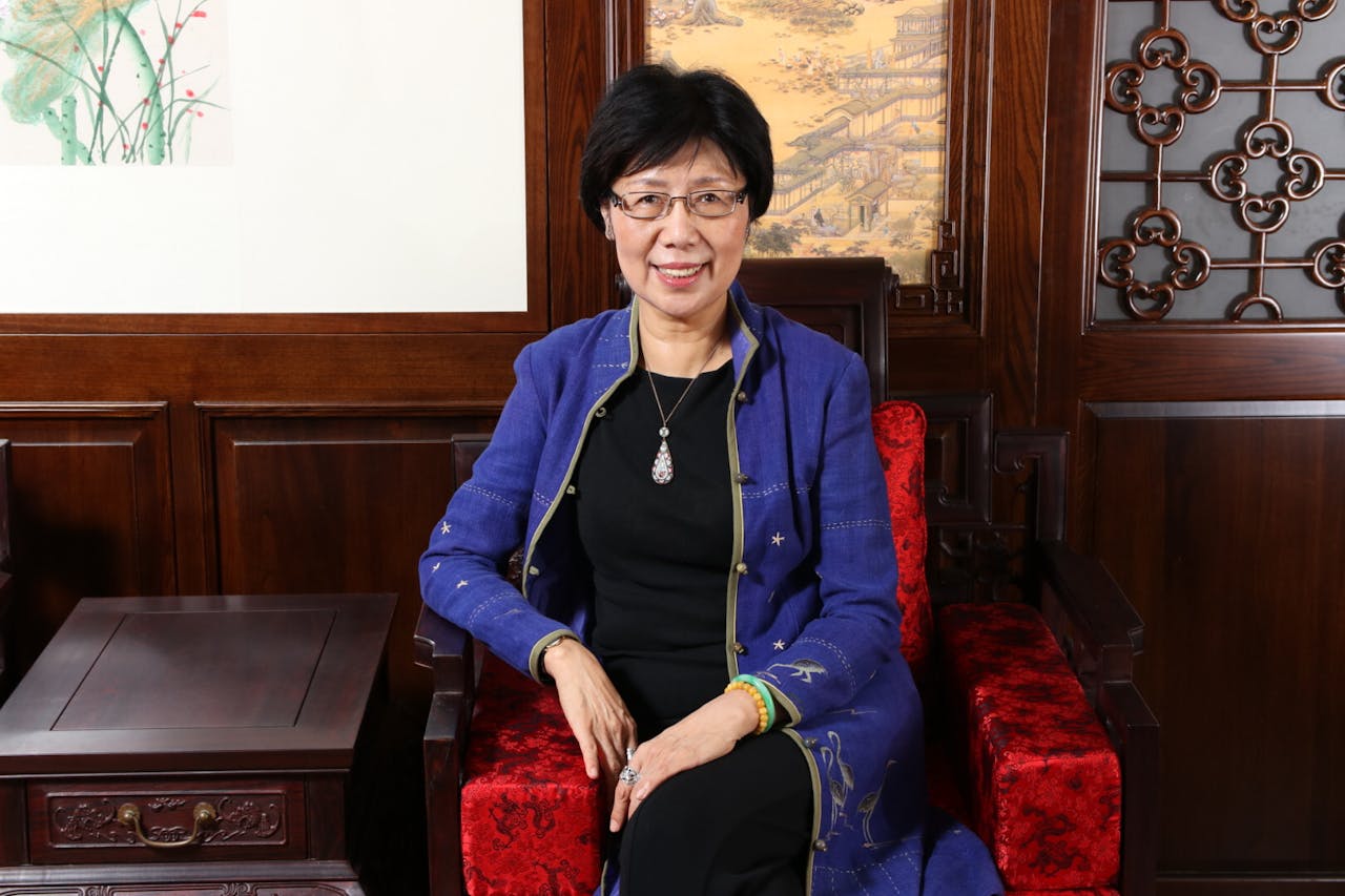 李美賢老師很謙虛，自言起初對敦煌一無所知，甚至以「蒙查查」來形容自己。