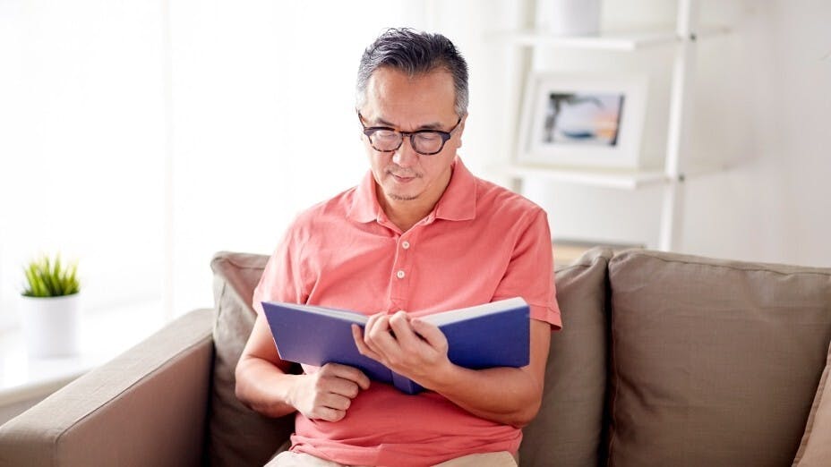 退休教師能否以育人為先，退而不休？（Shutterstock）