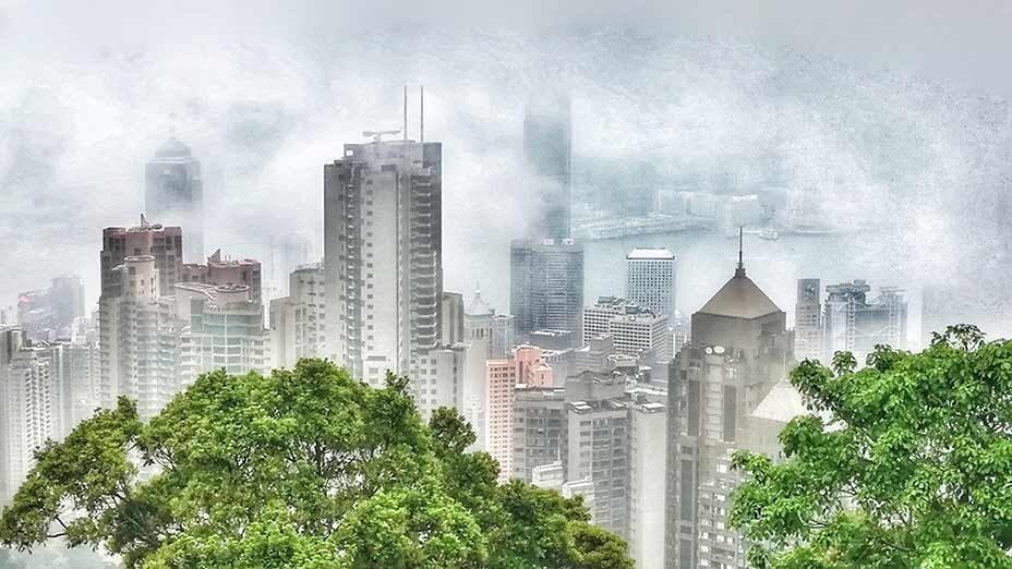 浮雲罩香江 Clouds Floating Above Hong Kong