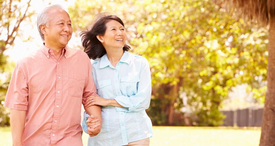面對人口老化，全民退保方案又未落實，政府該如何應對？（Shutterstock）