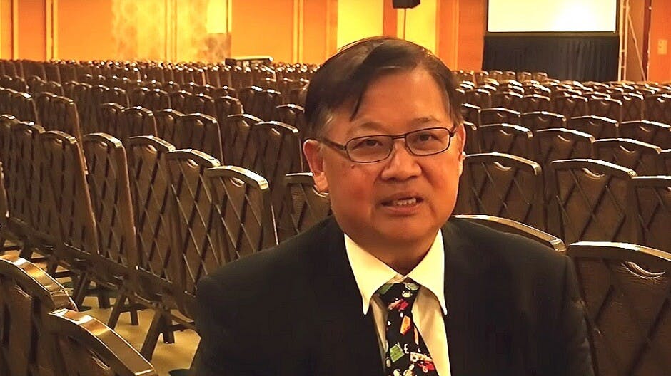 曾淵滄：新加坡相對香港的政治與經濟優勢(YouTube／Shares Investment)