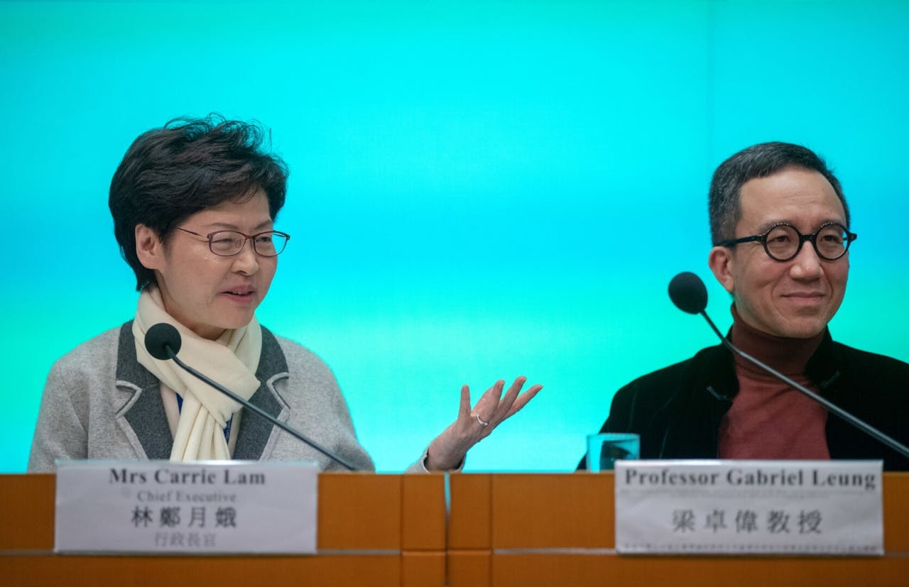 民無信不立，現時林鄭政府給市民的印象不但是無信，更是無能，如果以一個百無政府來領軍抗疫，香港市民又怎會感到安心呢！（亞新社）