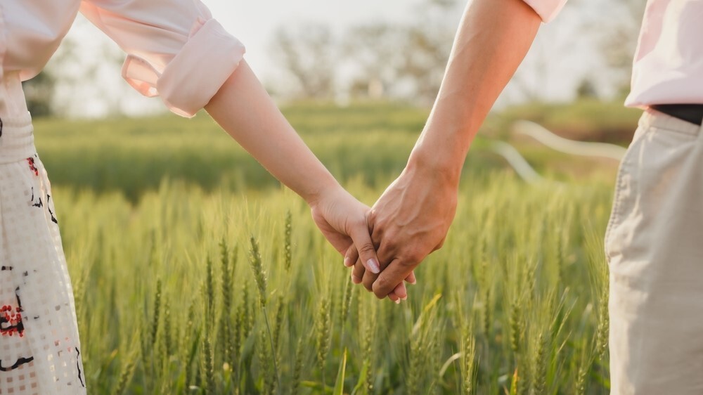 你會如何表達對伴侶的愛意？（Shutterstock）