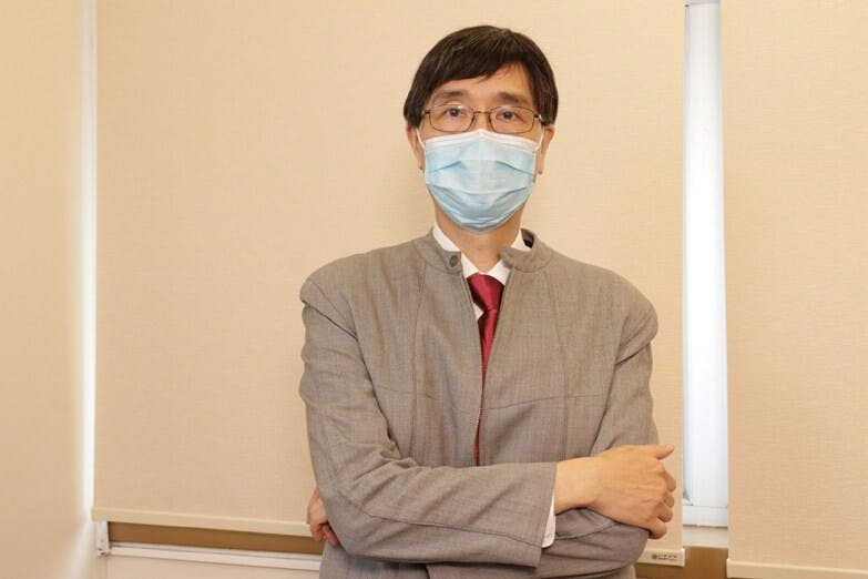袁國勇預計可能即使到了夏天，疫情也不會完全消失。