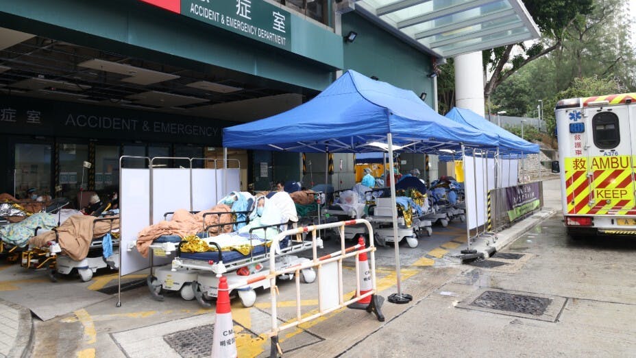 現時的重點是要減少死亡，救治重症，減低傳染。（亞新社）