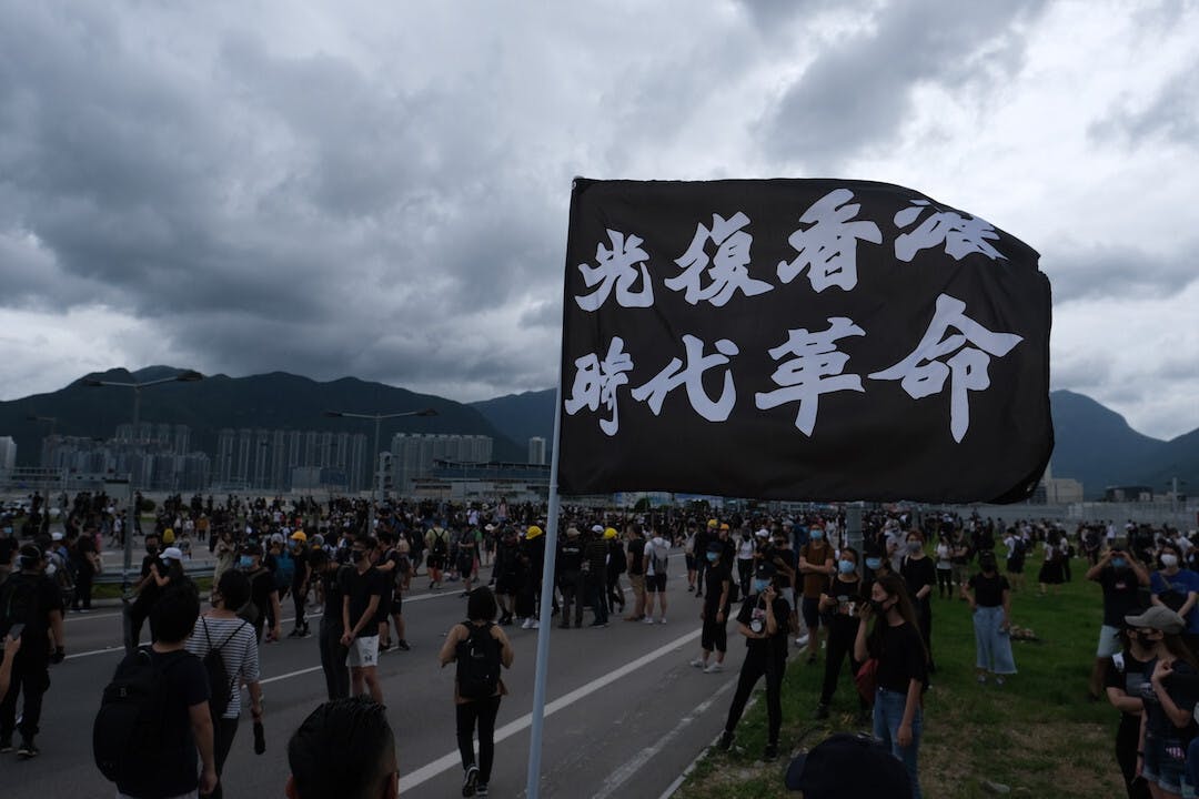 林行止認為，「反送中」風波，說到底是因為香港社會各個階層如今都有一腔怒火、滿肚怨氣、累積的矛盾已經到了各方不容易展開理性討論的地步。（亞新社）