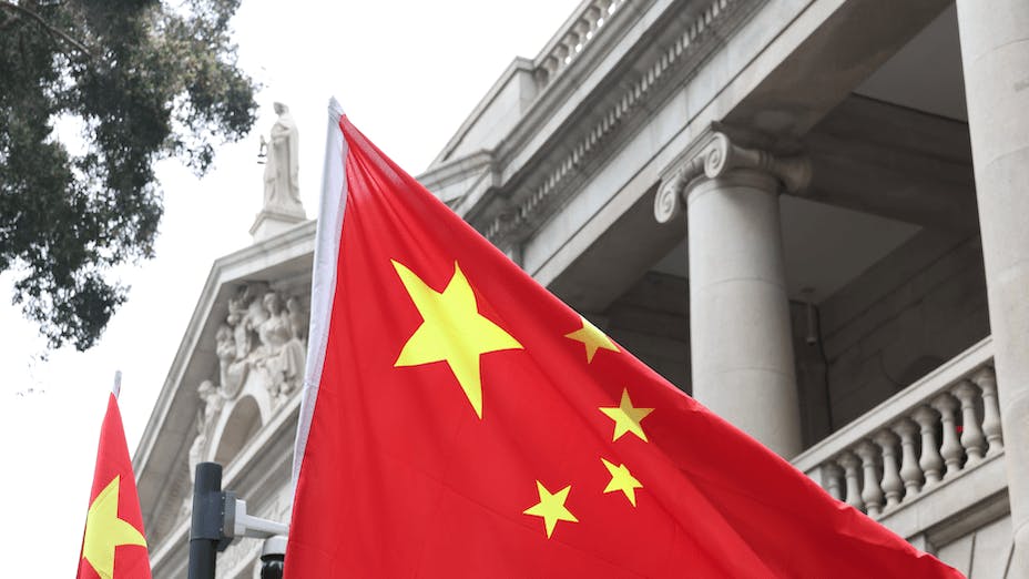 港府的管治概念和模式已進一步向內地靠攏，這也是市民對港官愈失信心的原因。(亞新社)