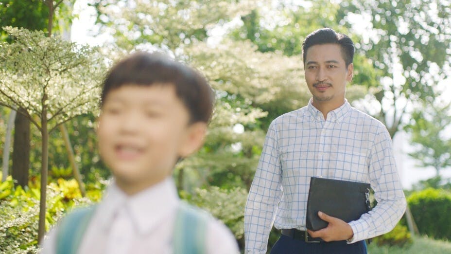 在30歲至40歲之間，為本港教育界做了什麼？為自己的成長，長青做了什麼？（Shutterstock）