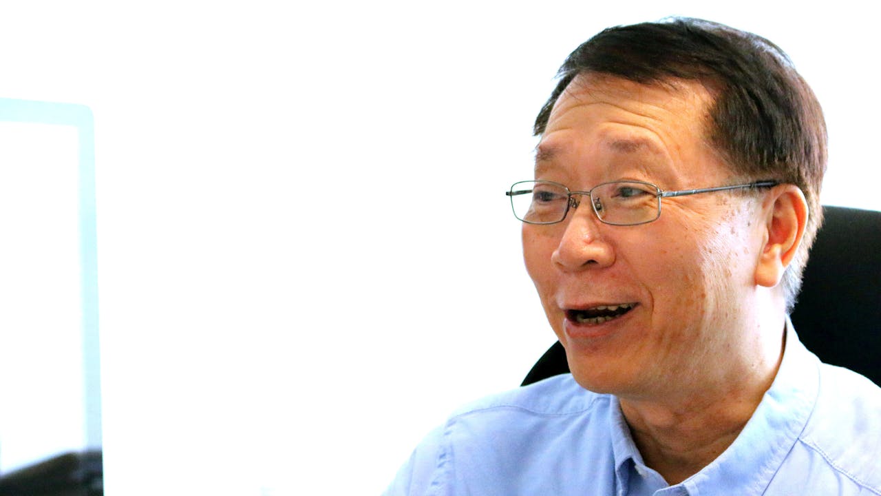 雷鼎鳴表示，一帶一路無異是全球化的新興起點，但若要稱得上是帶動全球化列車的前進動源，卻是言之尚早。（灼見名家圖片）