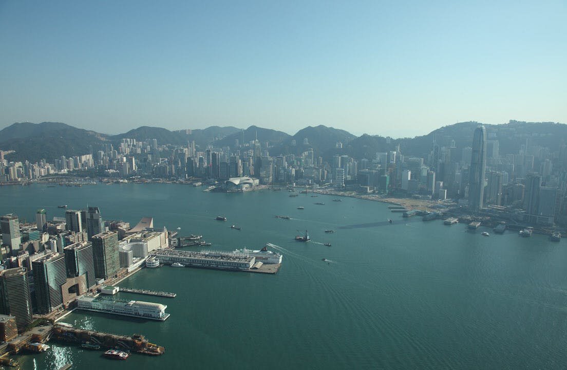 為什麼香港人口增長緩慢？最重要的原因是香港的生育率極低，人口自然有下降的壓力。（亞新社）