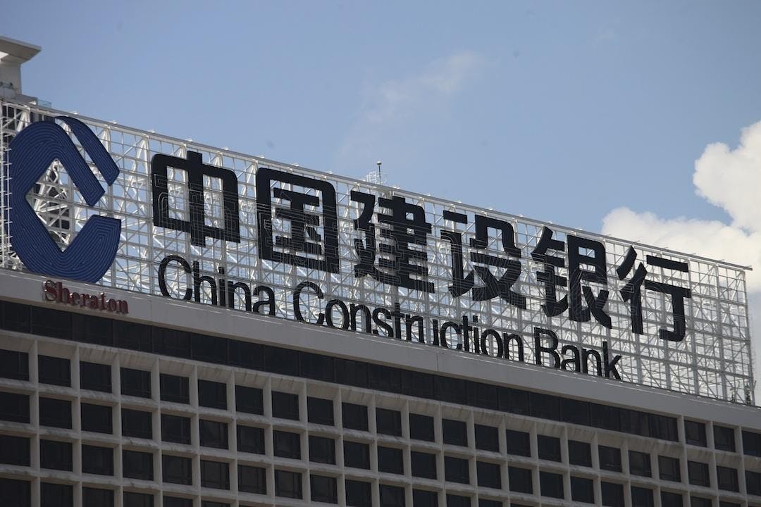 作為一個信貸型經濟，市場氣候未形成，內地從來是依靠銀行的直接融資，至今未變。（亞新社）