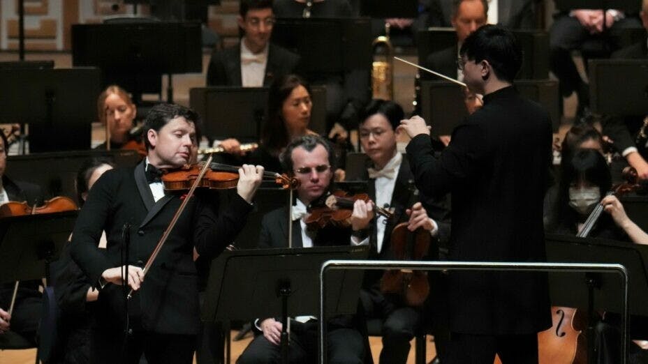 布拉姆斯（Brahms）的《D大調小提琴協奏曲》是單刀直入，旨在旗開得勝。（港樂Facebook圖片）