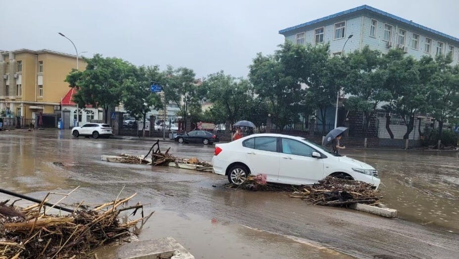 爆炸、自殺、水溺等死者往往是一連串在一個短時間內發生。（亞新社）