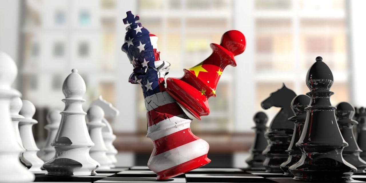 面對美國的威嚇與挑戰，中國肯定要採取積極的財政金融政策來作反周期的對應。（Shutterstock）