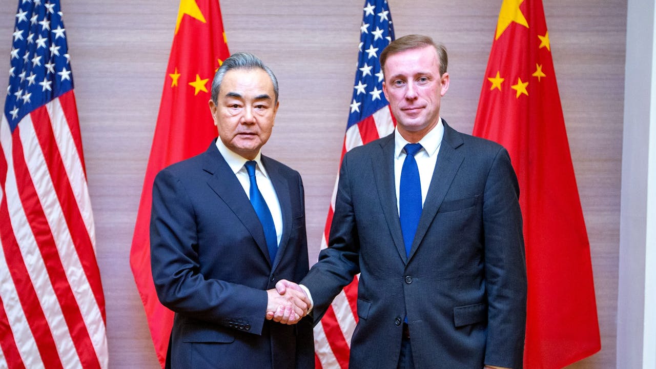王毅在曼谷會晤美國國家安全顧問沙利文。（中國外交部圖片）