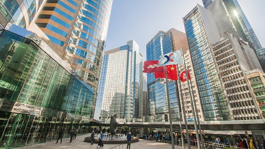從4月份開始，香港股市已出現明顯的反彈，升幅超過20%。（Shutterstock）
