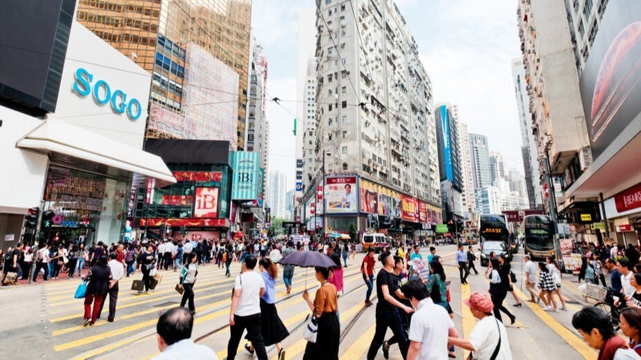 香港雖有人移民，但並沒有出現人去樓空的現象。（Shutterstock）