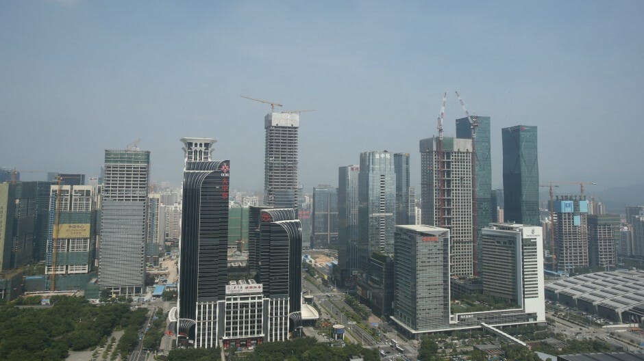 一校五制的深圳中學