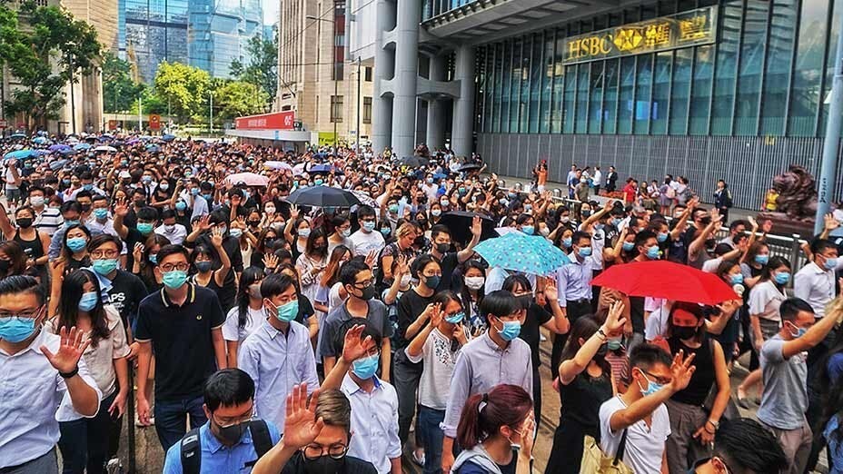反《緊急法》大遊行 逼爆遮打及中環  Anti-Emergency Law March Flooded Chater Garden and Central
