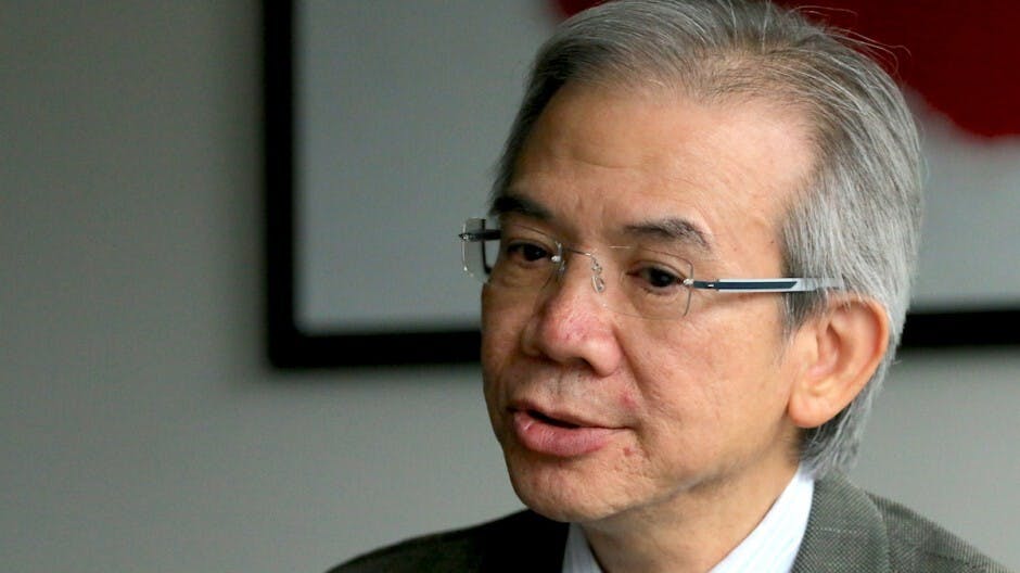 林煥光：「香港的法律轉變實在太緩慢，例如通訊、貿易和私隱處理，因為科技的轉變，我們全部跟不上。」