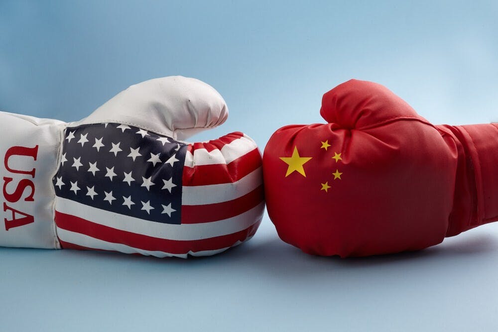 今年第二季，中國疫情好轉，有理由相信GDP轉正1%。但美國會大敗。估計由-30%至-50%。（Shutterstock）
