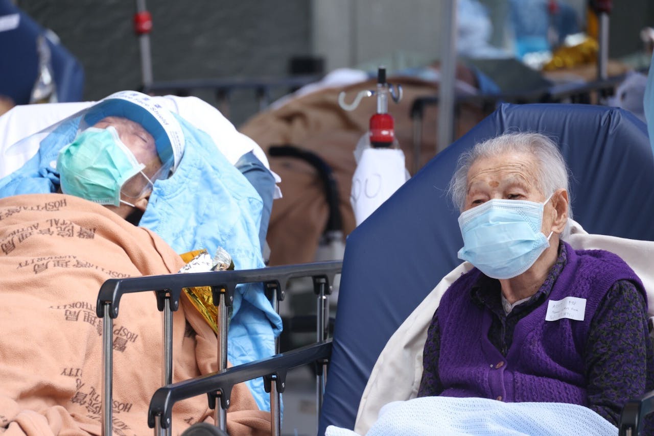 目前安老院舍新冠疫苗接種率仍不理想，只有55%。（亞新社）