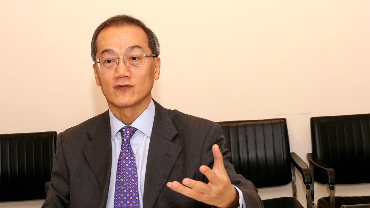 郭國全教授表示，無論是內地企業拓展國際業務，還是海外企業打進中國市場，都會成立駐港公司甚或地區總部。