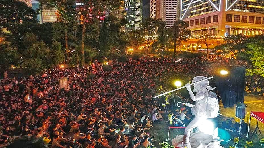 「反濫捕 抗威權」集會 逼爆遮打 "No Indiscriminate Arrests No Authoritarianism" Rally Floods Chater Garden