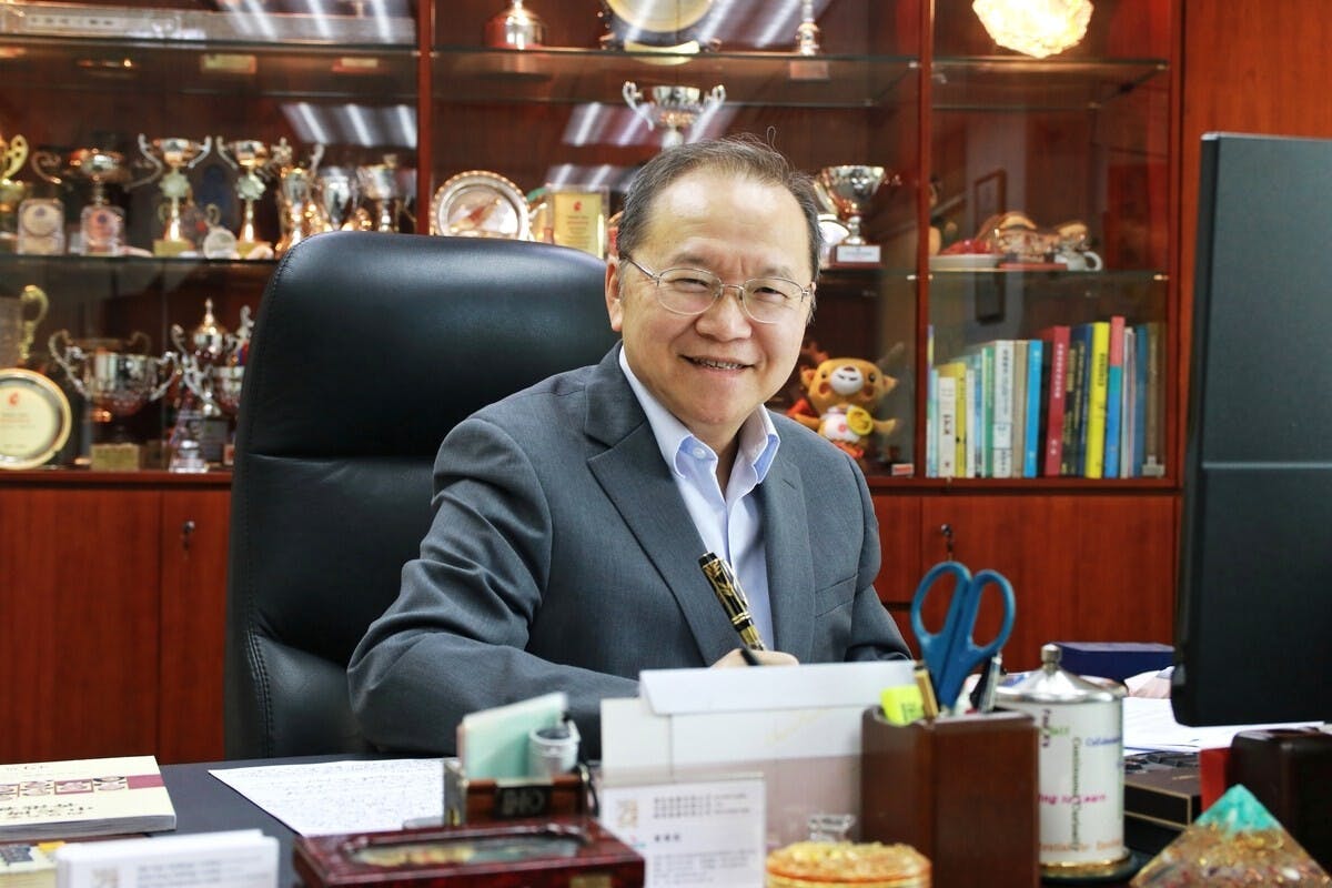 單偉彪表示，香港始終地少人多，土地供應問題一日未解決，樓價都難以降下來。