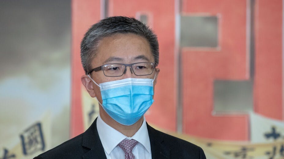 警務處處長蕭澤頤指出，很多時候當青少年滿腔熱誠打算出來「為香港做一些事情」，要思考的是，某些時候是不是被有心人利用了。（亞新社）