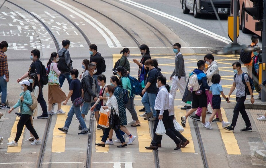 市民普遍期望政府出手「撤辣」。（Shutterstock）