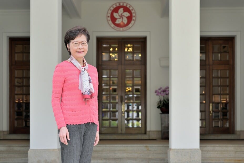 行政長官林鄭月娥祝福香港明天會更好，祝願全港市民生活美滿、事事順利！