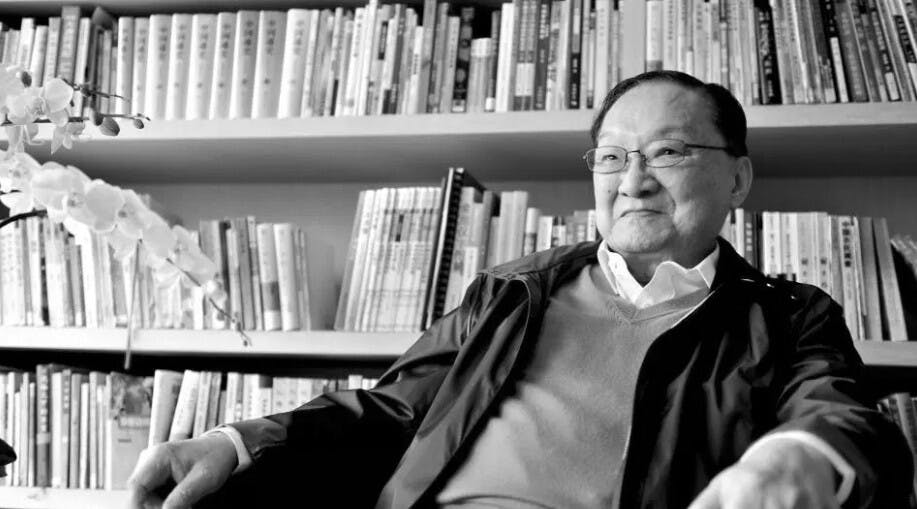 金庸希望大家不要一提起歷史就認為我們民族不行，其實我們民族真正不行，只是十六世紀以後的三四百年的事情。（網絡圖片）