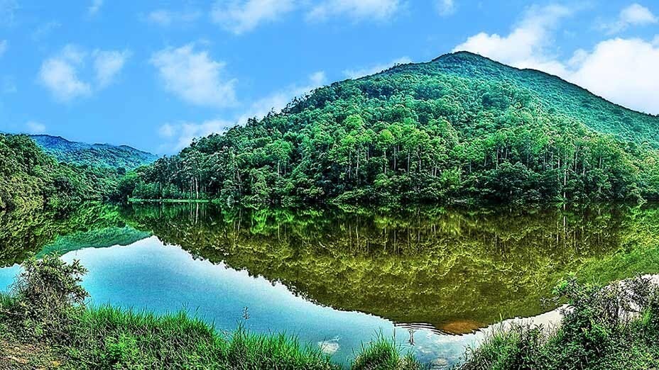 山水迷人流水響 Charming Lau Shui Heung