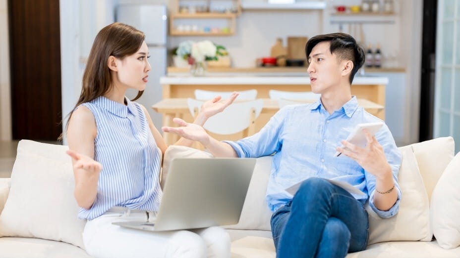 不同場合身份不同，我們分分鐘扮演不同角色。（Shutterstock）