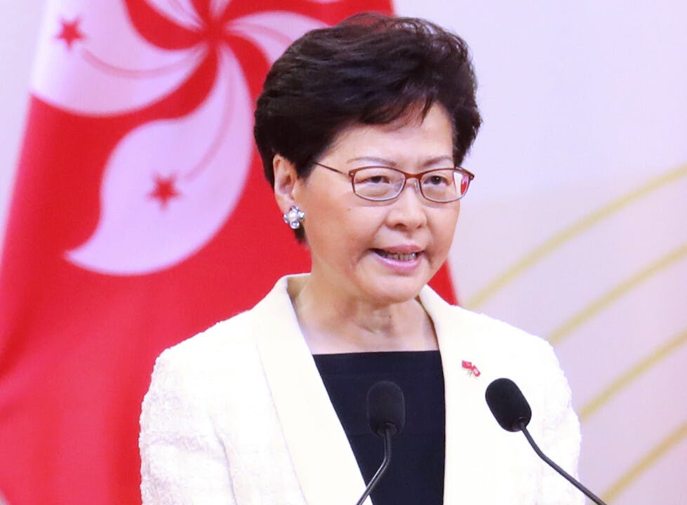 民情繃緊，特首稍後跟持份者溝通、與青年人對話是否就可為民情降溫？情況看來並不樂觀。（亞新社）
