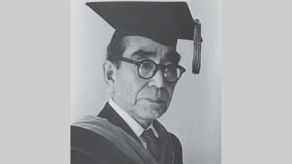 實藤惠秀的《中國人留學日本史》影響深遠