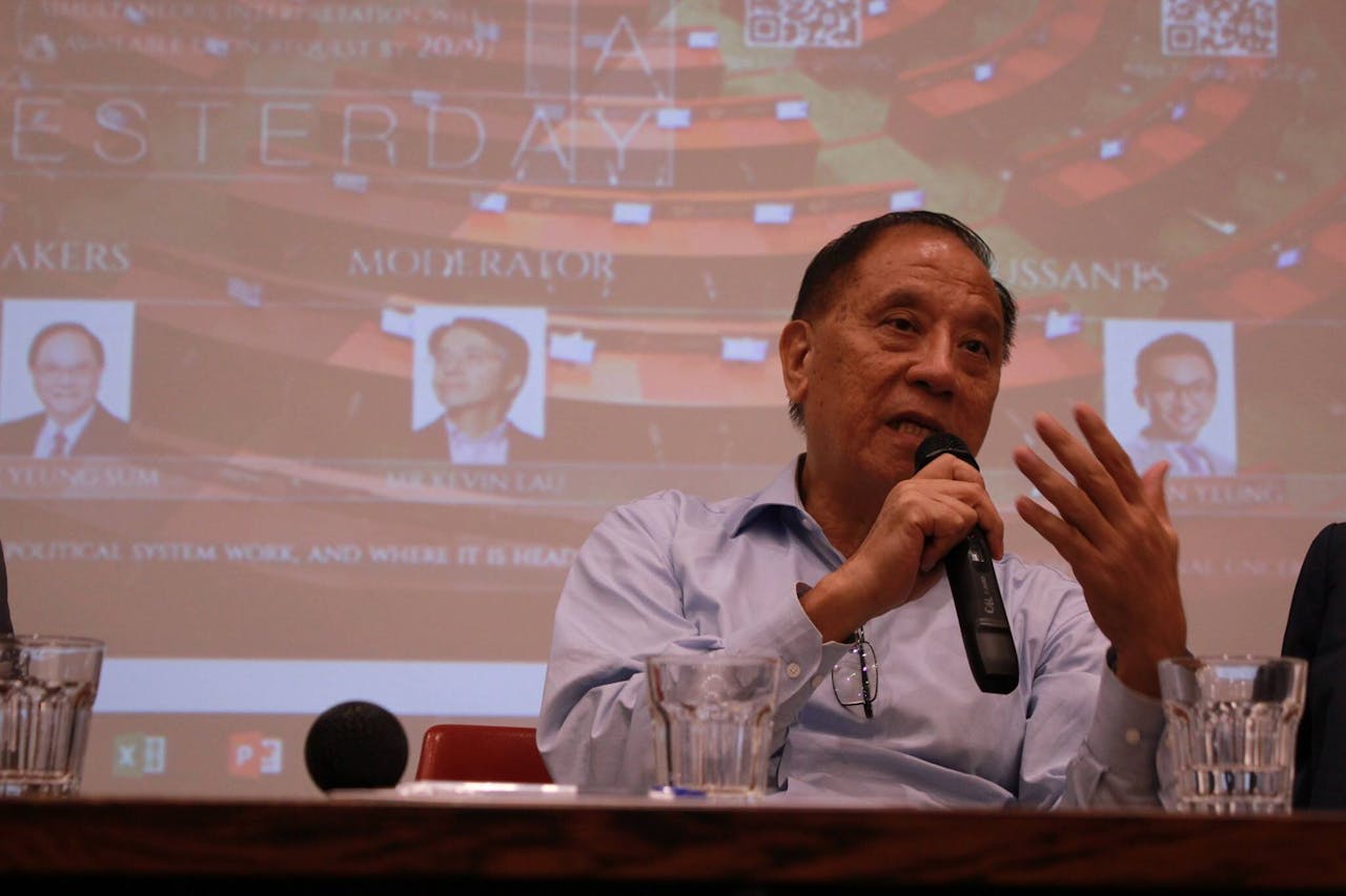 「我們民主黨的成立一定要提起六四屠城，這件事讓我們決定走上政治。」