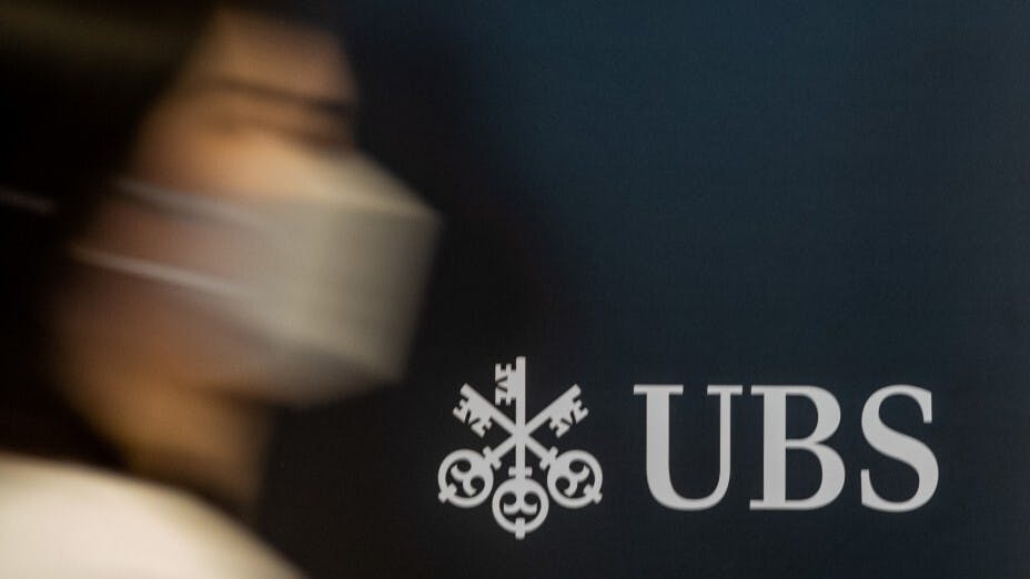 瑞銀與瑞信遭迫婚，表面上危機告一段落，卻遺留一大攤子的問題。（亞新社）