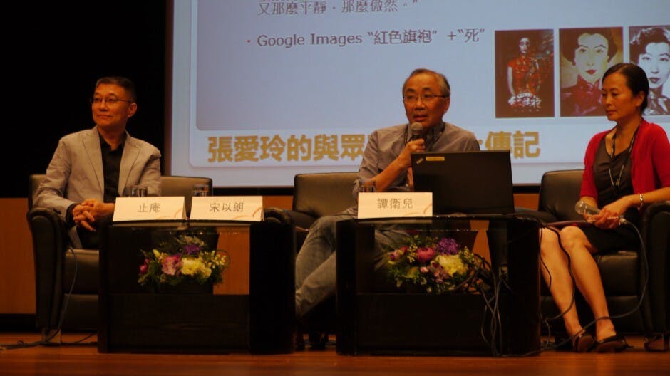 談及張愛玲的朋友，宋以朗妙語連珠，指潘柳黛雖不是張愛玲的朋友，但：｢不需要神一樣的朋友，只需要豬一樣的敵人。潘柳黛就是豬一樣的對手，她每次對張愛玲的攻擊實際上都為張氏加了不少分。｣