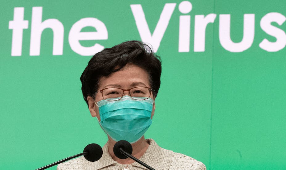 今年行政長官林鄭月娥除了止暴制亂，還進行抗疫工作。示威減少，確診數字遠比歐美國家好。