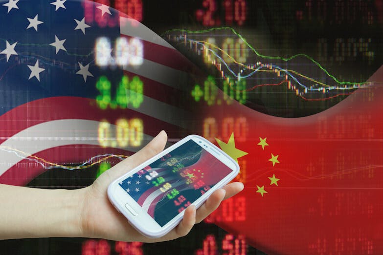 面對美國發動的貿易戰，中國應如何回應？（Shutterstock）