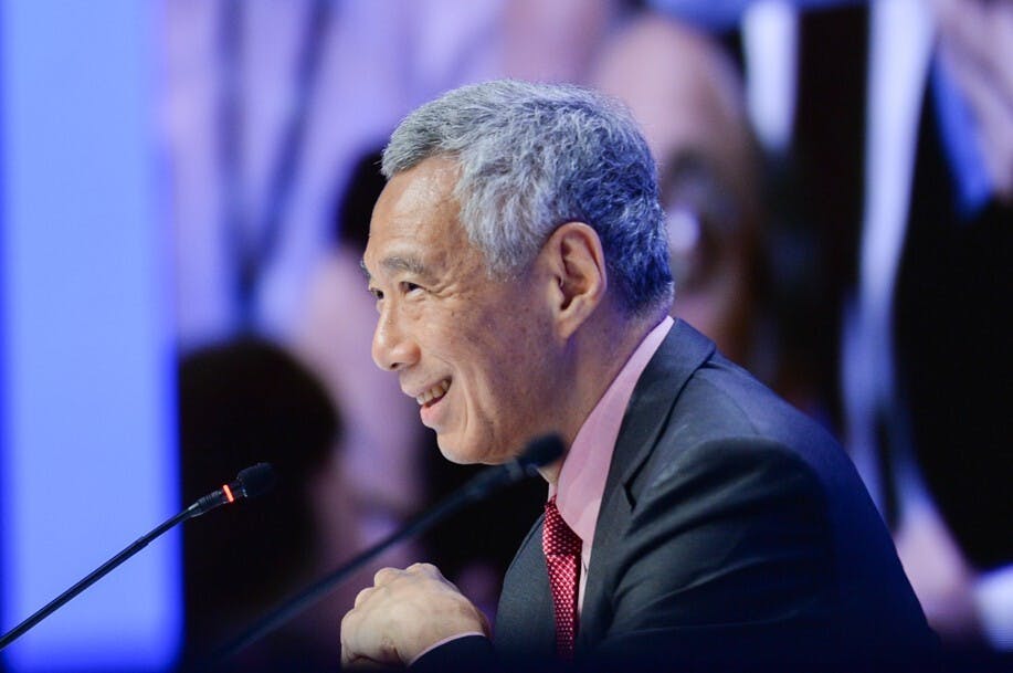 李顯龍認為他有重任，盡可能做到新加坡的民主政體能夠持續健全發展，有效操作。（亞新社）