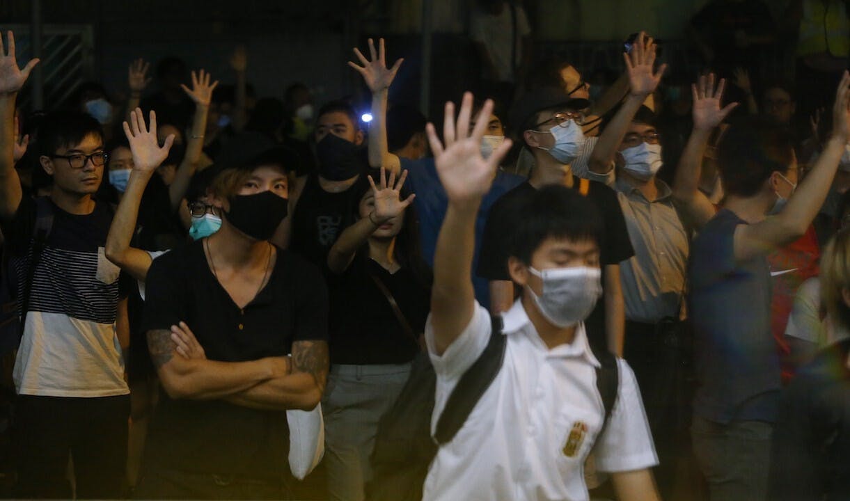 獨立調查委員會和重啟政改，不止是運動的訴求，而是香港市民的訴求。（亞新社）