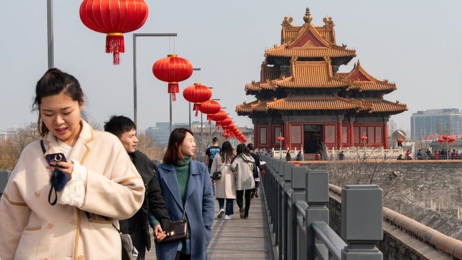 在中華民族接近7000年的發展過程中，崇文逐漸成為民族的重要基因，世代相傳，是中華民族得以進步發展的基礎。（Shutterstock）