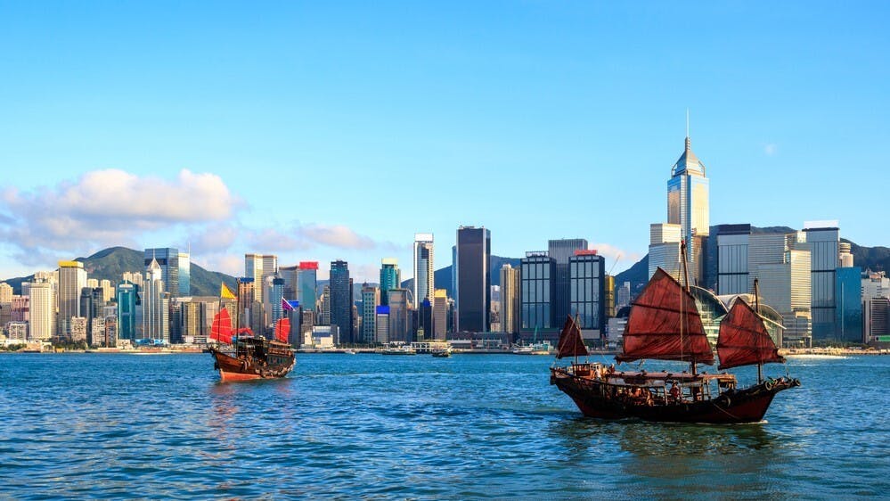 「世衰道微」還是「東方福地」？（Shutterstock）