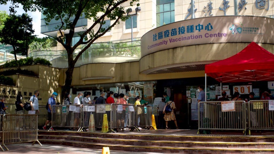 香港政府的「清零」政策會否斷送全球金融中心的地位？（Shutterstock）