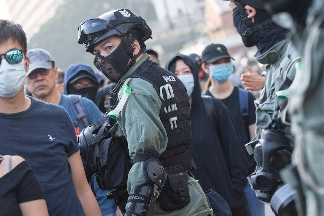 示威者犯法便應該伏法，有些已經入獄了。同樣，暴警犯法一定要查明。（亞新社）